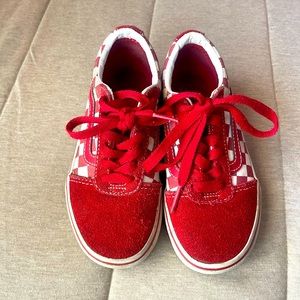 Van’s Toddler size 11.